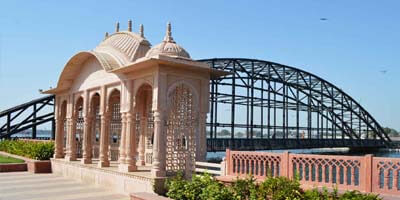 jaipur-to-kota-sightseeing-taxi